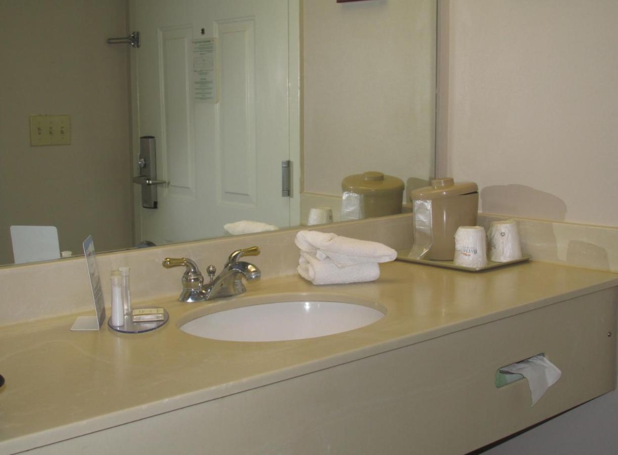 Baymont By Wyndham Lafayette Airport Ξενοδοχείο Εξωτερικό φωτογραφία